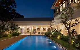 Bincarung House